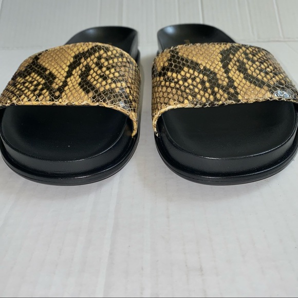 Frame Le Osborne Python-Embossed Leather Slides - Picture 8 of 14